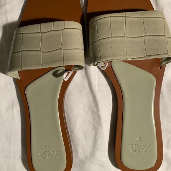 Brand new mint green zara flat sandals - Picture 5 of 6